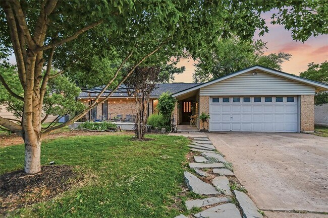 property at 3209 Foster Ln