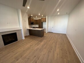 3007 NE Red Jasper Pl in Bend, OR - Building Photo - Building Photo