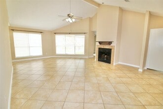 1926 Summerfield Pl in Sugar Land, TX - Building Photo - Building Photo