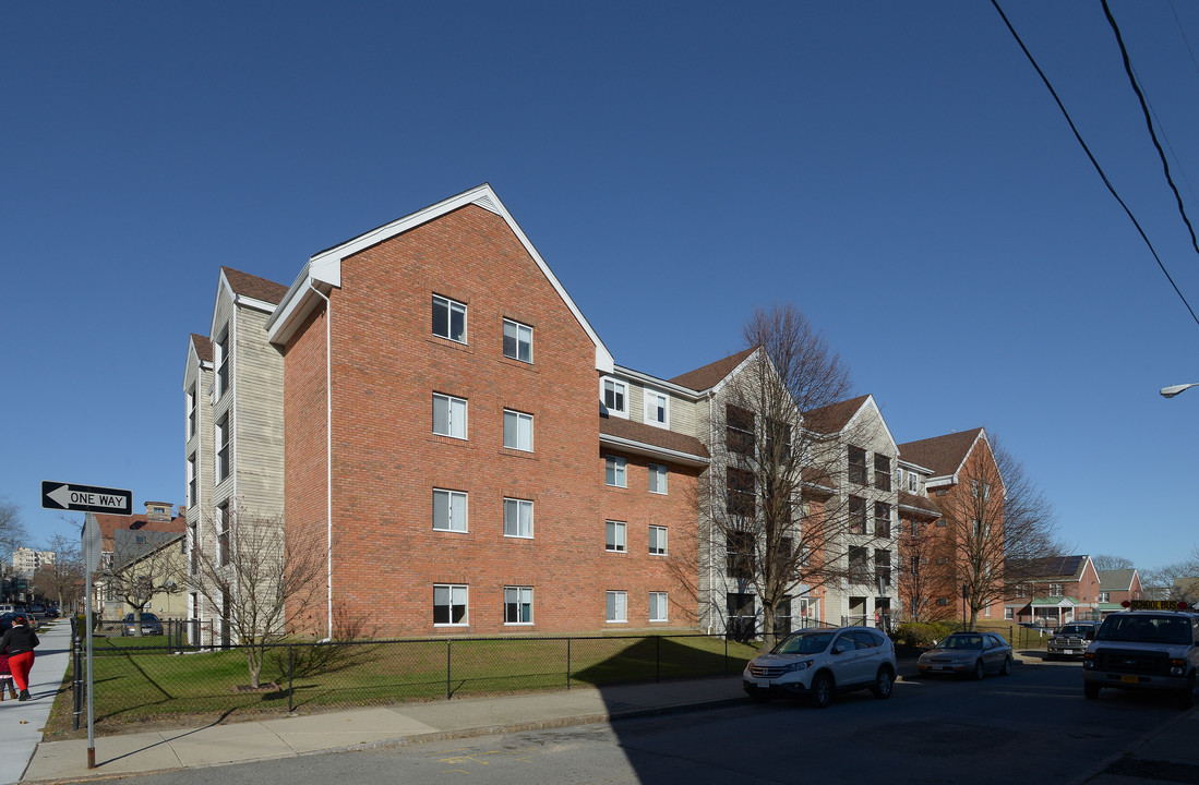 Verdean Gardens in New Bedford, MA - Building Photo