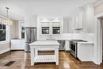 1701 Pinewood Dr in Columbia, SC - Building Photo - Building Photo