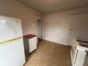 528 Grant St in Danville, IL - Building Photo - Building Photo