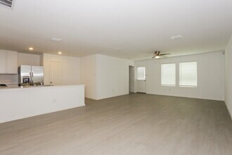 1812 Javelina St in Royse City, TX - Foto de edificio - Building Photo