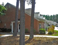 Quail Hill and Manchester Apartments of Fu... in Fuquay Varina, NC - Foto de edificio - Building Photo