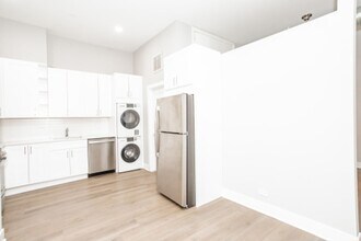 805 N Wabash Ave in Chicago, IL - Building Photo - Building Photo