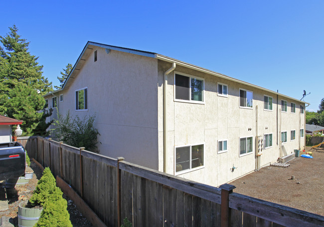 AUDREY GARDENS in Everett, WA - Building Photo - Building Photo