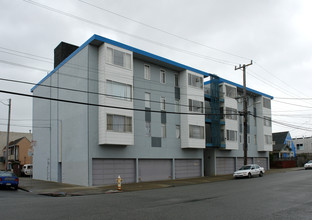 4350 Kirkham St in San Francisco, CA - Building Photo - Building Photo