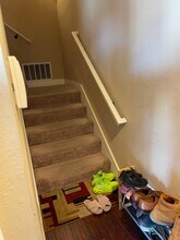 300 Kathy Ellen Dr, Unit Kathy Ellen in Vallejo, CA - Building Photo - Building Photo