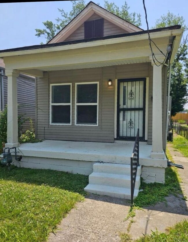 property at 1712 Saint Louis Ave