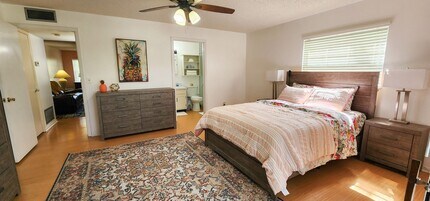 95 Spring Lake Dr in Vero Beach, FL - Building Photo - Building Photo