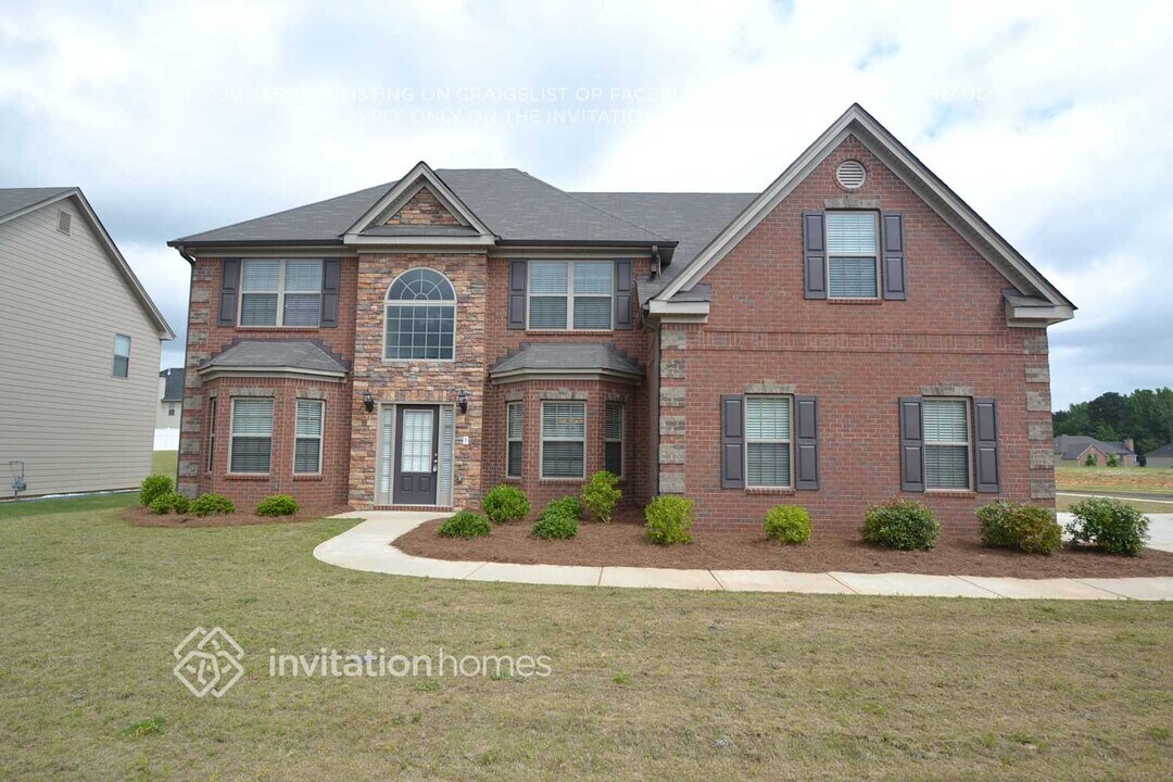 116 Avondale Dr in Mcdonough, GA - Building Photo