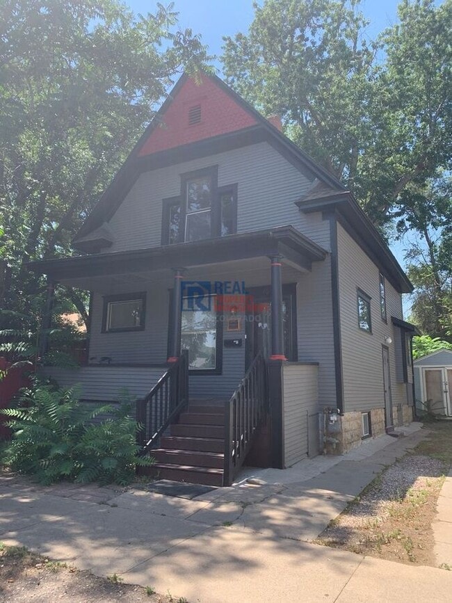 property at 1531 9th Ave