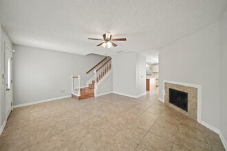 2808 Grants Lake Blvd in Sugar Land, TX - Building Photo - Building Photo