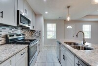 5405 Groveton St photo'