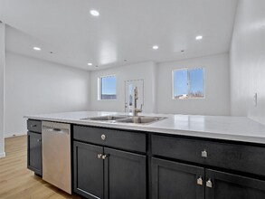 2786 Caspian Wy in Grand Junction, CO - Foto de edificio - Building Photo