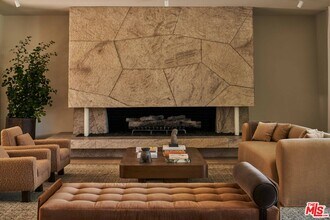 1865 Loma Vista Dr in Beverly Hills, CA - Building Photo - Building Photo