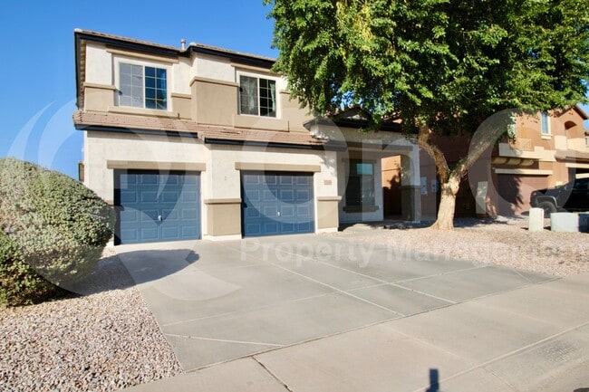 property at 11434 E Cliffrose Ln