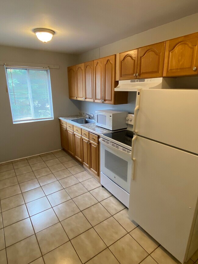 17 Ferris Ave Apartments and Nearby Norwalk Apartments For Rent