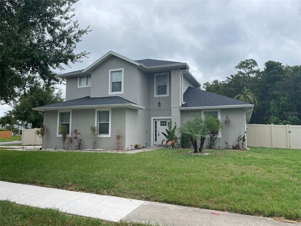 14584 Grassy Cove Cir in Orlando, FL - Building Photo