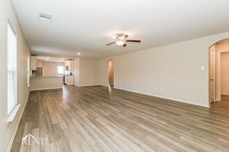 18504 Allen Welch Dr in Elgin, TX - Building Photo - Building Photo