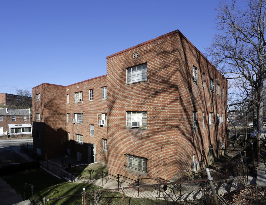 Division Flats in Washington, DC - Building Photo