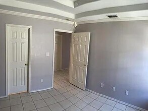 3708 W Sarah Evans St in Edinburg, TX - Building Photo - Building Photo