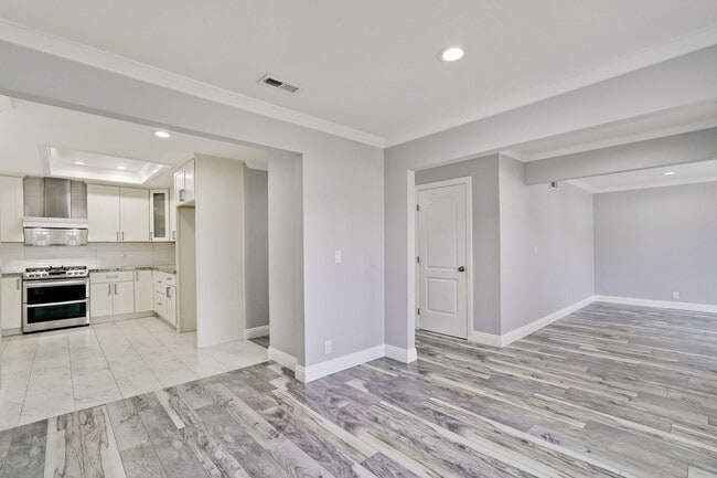 520 Woodstock Way in Santa Clara, CA - Building Photo - Building Photo