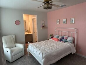 2929 Mindel St in New Braunfels, TX - Foto de edificio - Building Photo