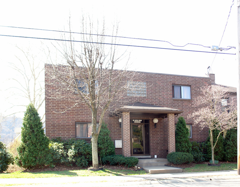 LINCOLN AVE APARTMENTS in Springdale, PA - Foto de edificio