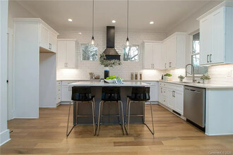 1212 Louise Ave in Charlotte, NC - Building Photo - Building Photo
