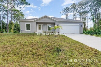 1155 Yakutat Ave SE in Palm Bay, FL - Building Photo - Building Photo