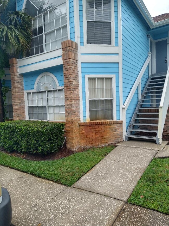 property at 2727 N Poinciana Blvd