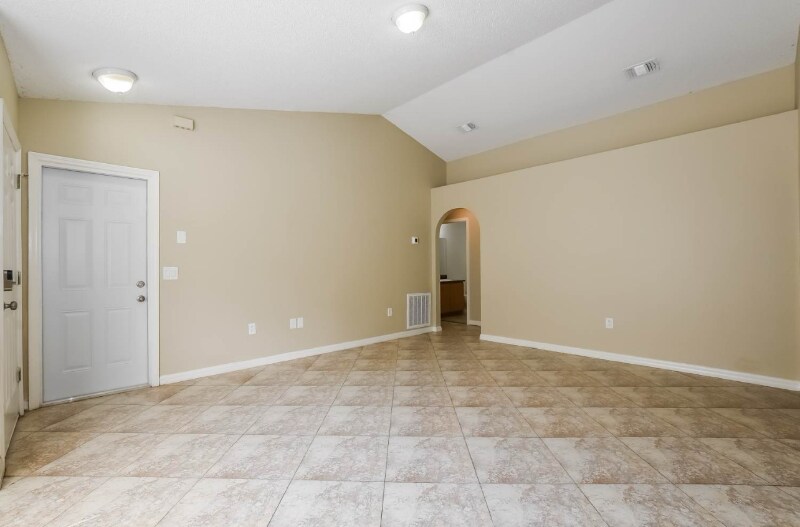 7616 Harbor Bend Cir in Orlando, FL - Foto de edificio