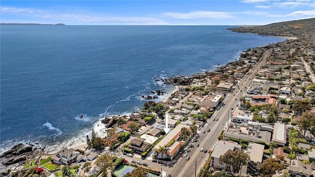 2175 S Coast Hwy, Unit 16 in Laguna Beach, CA - Foto de edificio - Building Photo