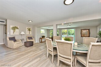 1824 Harbor Ln in Naples, FL - Building Photo - Building Photo