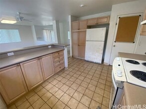 94-1125-1125 Kaloli Loop in Waipahu, HI - Building Photo - Building Photo