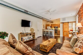 115 W 2nd St in Jacksonville, FL - Building Photo - Building Photo