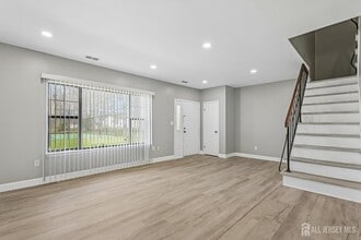 1216 Thomas Ave in North Brunswick, NJ - Building Photo - Building Photo