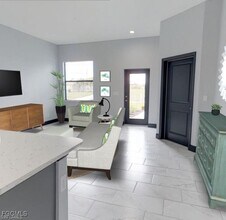 1315 NE 8th Pl in Cape Coral, FL - Building Photo - Building Photo