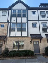 920 Mary Max Dr in Davidson, NC - Building Photo