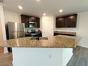 2818 NW 4th Ave in Cape Coral, FL - Building Photo - Building Photo
