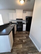 5301 NE 27th Ave in Gainesville, FL - Building Photo - Building Photo