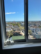 6101 Monmouth Ave in Ventnor City, NJ - Foto de edificio - Building Photo