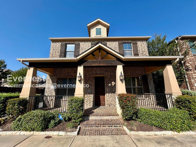 property at 4417 Villa Dr