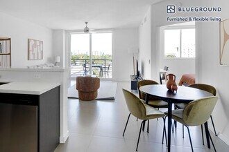 729 NW 2nd St in Miami, FL - Building Photo - Building Photo