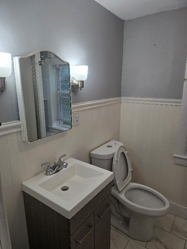 108 Readington Rd in Whitehouse Station, NJ - Building Photo - Building Photo