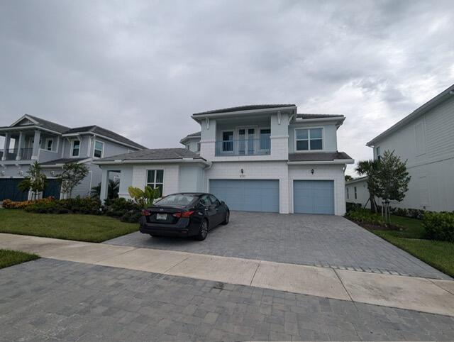 9292 Crestview Cir in Palm Beach Gardens, FL - Foto de edificio - Building Photo