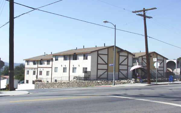 3301 Griffin Ave in Los Angeles, CA - Building Photo - Building Photo