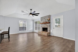 7331 Misty Morning Dr in Humble, TX - Building Photo - Building Photo