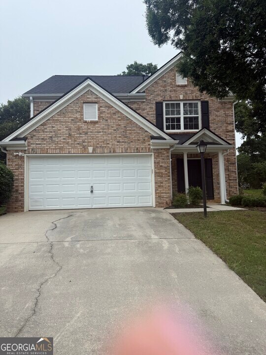 921 Winding Down Way in Grayson, GA - Foto de edificio